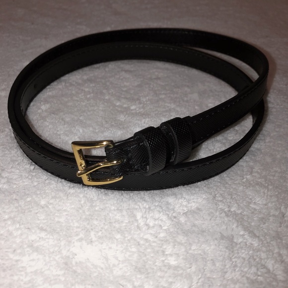Banana Republic Accessories - Black Belt - Banana Republic🍌